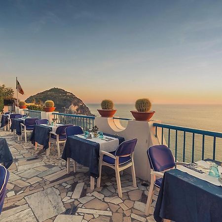 Hotel Villa Maria Sant'Angelo  エクステリア 写真