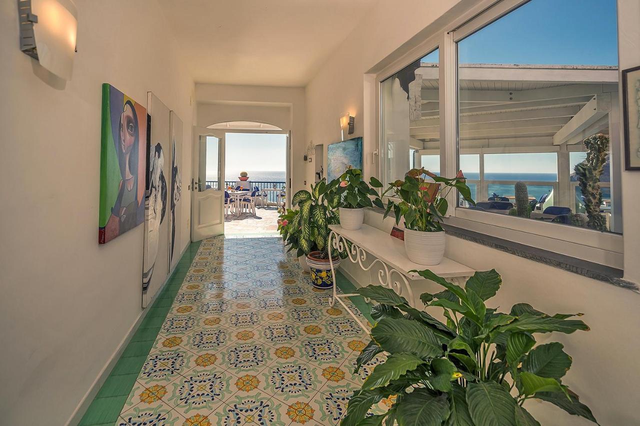 Hotel Villa Maria Sant'Angelo  エクステリア 写真